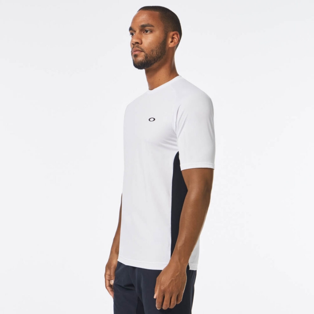 Men's Oakley Performance Tee, Size Lg, White/Black